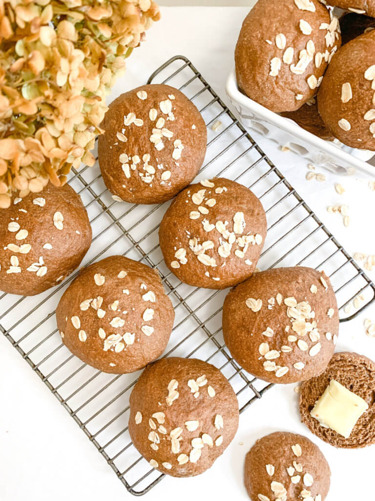 Brown Bread Rolls with Oats on top