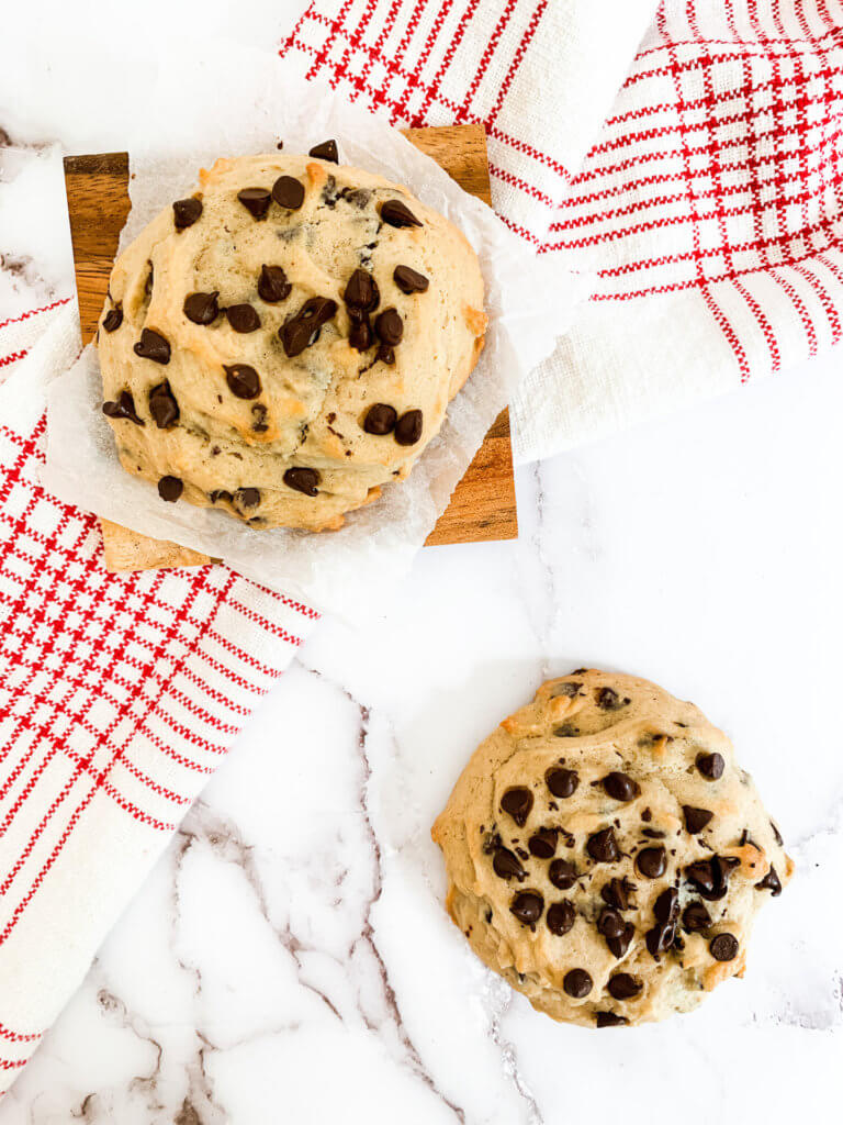 chocolate chip cookies for two